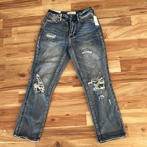 NWT SIZE 24 distressed mom jean